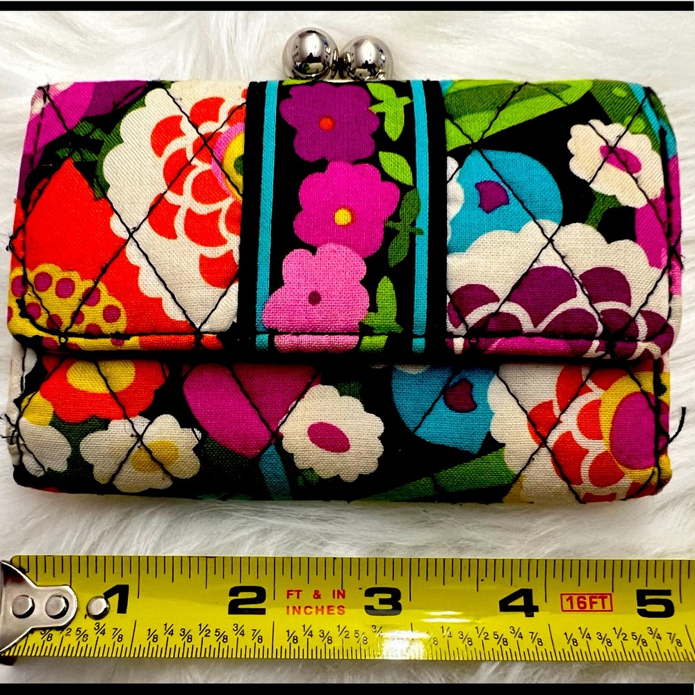Vera Bradley makeup bed like this